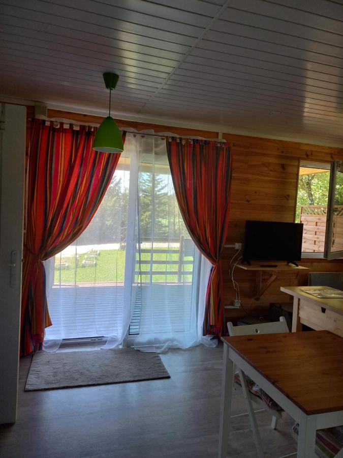 Chalet 2 Pers. + Bebe Montolieu Экстерьер фото